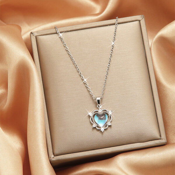 Ocean Heart Necklace (Silver)